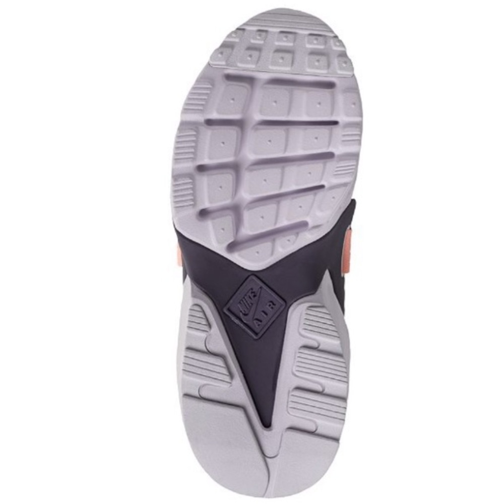 NIKE AIR HURACHE City Low Casual Sneakers womens 6 - Picture 7 of 8